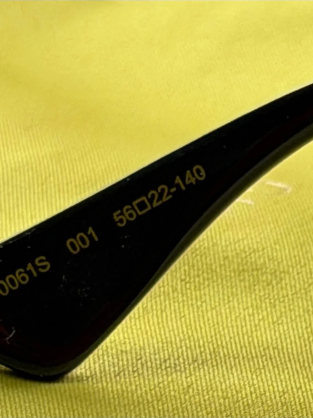 Gucci Round Sunglasses - Black/Gold with Gradient Purple Lenses - BRAND NEW